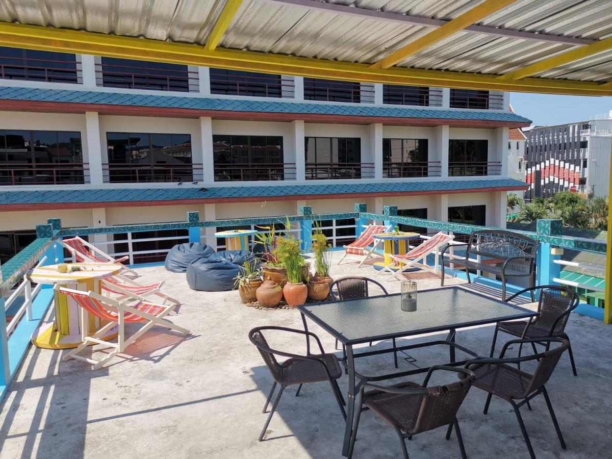 Mypatong Social Hostel Bagian luar foto